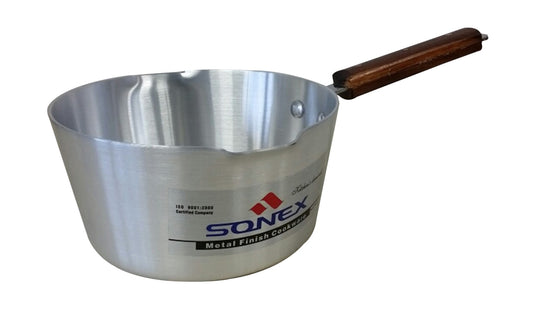 Aluminum Milk Pan with Wooden Handle – Eco-Friendly, Drip-Free Pouring